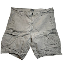 Load image into Gallery viewer, Levi's Shorts Mens 40 Utility Gorpcore Chore Streetwear Workwear Everyday