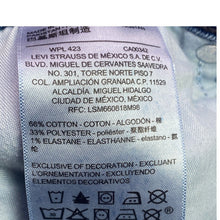 Load image into Gallery viewer, Levi Strauss Shorts Womens 28 Denim Bermuda Cuffed Beachy Outdoors Streetwear