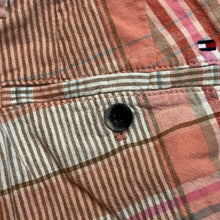 Load image into Gallery viewer, Tommy Hilfiger Shorts Mens Medium Plaid Preppy Academia Sailing Beachy Coastal