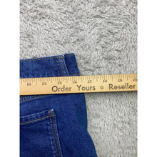 Load image into Gallery viewer, Old Navy Shorts Women's 8 Boyfriend Distressed Cuffed Streetwear Beachy Edgy