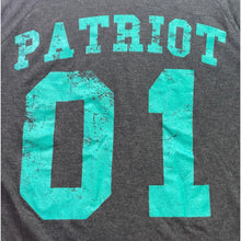 Load image into Gallery viewer, Grunt Style Shirt Mens Medium Patriot USA Flag Grunge Guns AOP Streetwear