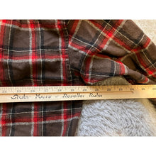 Load image into Gallery viewer, Pendleton Shirt Mens Medium Virgin Wool Plaid Flannel Lodge Button Down Outdoors