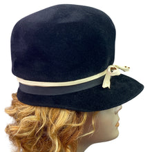 Load image into Gallery viewer, Vintage SHeraton Hat Womens Small Italy Mature Mod Winter