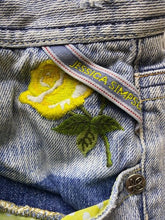Load image into Gallery viewer, Jessica Simpson Jeans Women 14 (36x30) DISTRESSED Light Wash Embroidered Rose