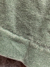 Load image into Gallery viewer, Alaska Shirt Adult Extra Large Green Fish Art Thrashed Streetwear Pullover Mens