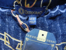 Load image into Gallery viewer, Democracy Shirt Womens 2X Button Up Allover Chain Print Blouse Plus Ladies NWT