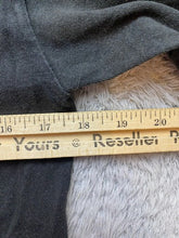 Load image into Gallery viewer, Cincinnati Bearcats Shirt Adult Small NCAA College Sportswear Team Edition Mens