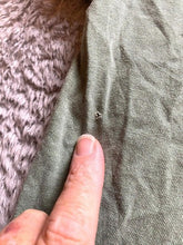 Load image into Gallery viewer, Alaska Shirt Adult Extra Large Green Fish Art Thrashed Streetwear Pullover Mens