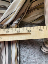 Load image into Gallery viewer, Blue Diamond Shirt Womens 1X Button Up Collared Blouse Stretch Plus Ladies