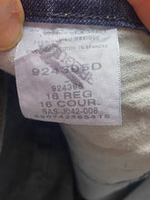 Load image into Gallery viewer, Cabelas Jeans Womens 16R (36x20) Blue Denim Capri Cropped Casuals 5 Pockets