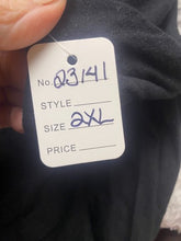Load image into Gallery viewer, Famous Shirt Adult 2XL Black Stars And Straps Spell Out Logo Skater T-Shirt Mens