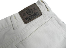 Load image into Gallery viewer, Wrangler Shorts Adult 38 Ivory Flat Front Authentic Outdoor Chino Mens