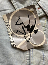 Load image into Gallery viewer, VTG Ocean Pacific Shirt Adult Medium Light Blue Oversized Chambray OP Mens NWT