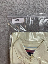 Load image into Gallery viewer, Vineyard Vines Shirt Womens 2 Small Off White Button Up Casual Whale Ladies