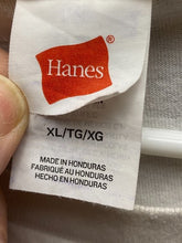 Load image into Gallery viewer, Charlotte Hornets Shirt Adult Extra Large White Y2K NBA Basketball Playoff Mens