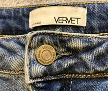 Load image into Gallery viewer, Vervet Jeans Women 29 DISTRESSED Stretch Medium Wash Boyfriend Style V2116YHC