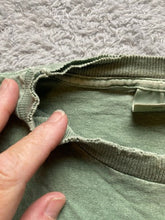 Load image into Gallery viewer, Alaska Shirt Adult Extra Large Green Fish Art Thrashed Streetwear Pullover Mens