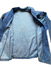 Load image into Gallery viewer, Vintage Denim Jacket Womens 3X Blue Jean Hand Painted Shoulder Pads Flower Lady