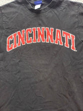 Load image into Gallery viewer, Cincinnati Bearcats Shirt Adult Small NCAA College Sportswear Team Edition Mens
