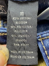 Load image into Gallery viewer, City Streets Jeans Womens 11 (33x29) Tapered Spandex Stretch Denim with Belt