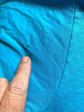 Load image into Gallery viewer, VTG Nassau Bahamas Shirt Womens Medium Single Stitch Sailboat Bird Blue 80s