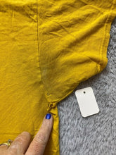 Load image into Gallery viewer, Towson Tigers Shirt Adult Large Gold College University NCAA Sportswear Mens