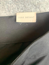 Load image into Gallery viewer, Lane Bryant Pants Womens 26 (49x30.5) Black Perfect Drape Wide Leg MSRP $89 NWT