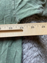 Load image into Gallery viewer, Alaska Shirt Adult Extra Large Green Fish Art Thrashed Streetwear Pullover Mens