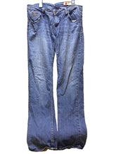 Load image into Gallery viewer, Apple Bottoms Jeans Women 9/10 (33x32) Vintage Y2K Stretch Medium Wash Straight