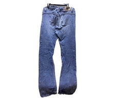 Load image into Gallery viewer, Apple Bottoms Jeans Women 9/10 (33x32) Vintage Y2K Stretch Medium Wash Straight
