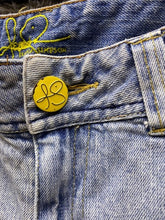 Load image into Gallery viewer, Jessica Simpson Jeans Women 14 (36x30) DISTRESSED Light Wash Embroidered Rose