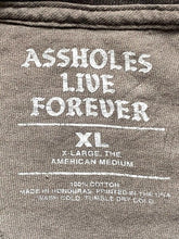 Load image into Gallery viewer, Assh*les Live Forever Shirt Adult Extra Large Skull Bones Y2K Skater Gray Mens