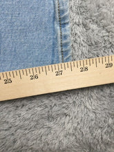 Load image into Gallery viewer, Madewell Jeans Womens 32x27.5 Blue Distressed The Perfect Vintage Denim Ladies