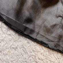 Load image into Gallery viewer, Hetai Shirt Japanese Asian Satin Frog Buttons Red Black Traditional Hong Kong