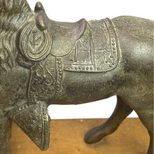 Load image into Gallery viewer, Vintage Galter Products Co Spartus Mantel Clock Electric Horse Country Western