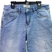 Load image into Gallery viewer, We The Free Jeans Womens 28 Light Wash Bootcut Everyday Preppy Academia