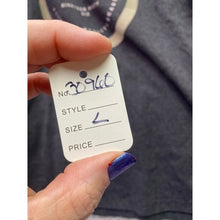 Load image into Gallery viewer, Cinch Shirt Mens Large Spell Out Logo Preppy Graphic Logo Everyday Streetwear