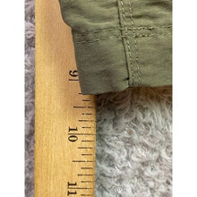 Load image into Gallery viewer, The North Face Shorts Mens Olive Green Cargo Outdoors Hiking Gorpcore Logo