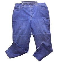 Load image into Gallery viewer, Lee Jeans Womens 24W Petite Comfort Waistband Stretch Denim Blue Momcore