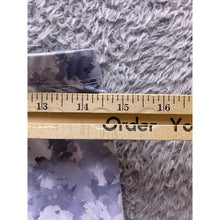 Load image into Gallery viewer, Onvous Shorts Mens 34 UPF 50+ Lycra Gray Camo Cycling Running Drawstring