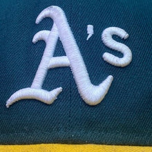 Load image into Gallery viewer, Oakland A's Baseball Hat On-Field MLB Fitted 7 3/8 New Era 59Fifty