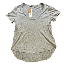 Load image into Gallery viewer, Three Bird Nest Shirt Womens Medium Heather Gray Scoop Neck Hi-Low Casual NWT