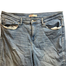 Load image into Gallery viewer, Levis Jeans Mens 35x30 Mid Rise Skinny Grunge Workwear Stretwear Academia
