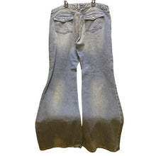 Load image into Gallery viewer, GAP Premium Flare Jeans Womens 14 reg. Flared Baggy Denim Wide Leg Grunge