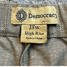 Load image into Gallery viewer, Democracy Pants Womens 18W Stripe Mature Career Office High Rise Everyday