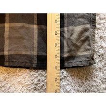 Load image into Gallery viewer, PUMA Shirt Mens Large Plaid Flannel Long Sleeve Button Up Outdoors Gorpcore