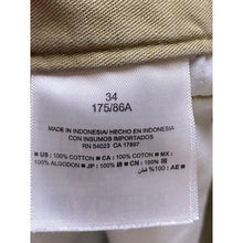 Load image into Gallery viewer, Old Navy Shorts Mens 34 Khaki Flat Front Casual Everyday Outdoors Pockets