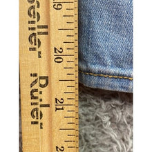 Load image into Gallery viewer, Levis Jeans Womens 26 Cropped Embroidered Preppy Academia Travel Streetwear
