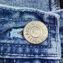 Load image into Gallery viewer, Lauren Jeans Womens Medium Mature Capri Lighweight Denim Beachy Coastal