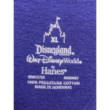 Load image into Gallery viewer, Animal Kingdom Shirt Mens Extra Large Disneyland Resort Expedition Research